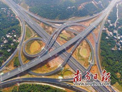广东实现县县通高速 67市县30分钟可驶上高速