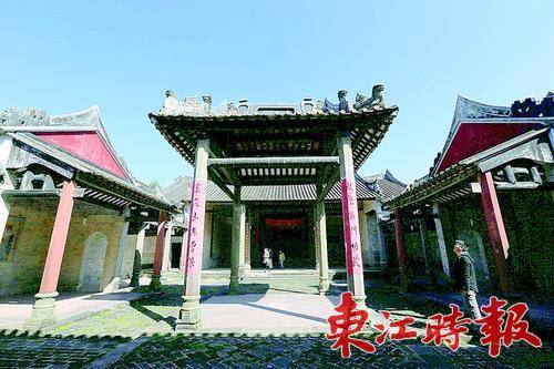 廖氏宗祠内的设计和做工称得上是惊艳。
